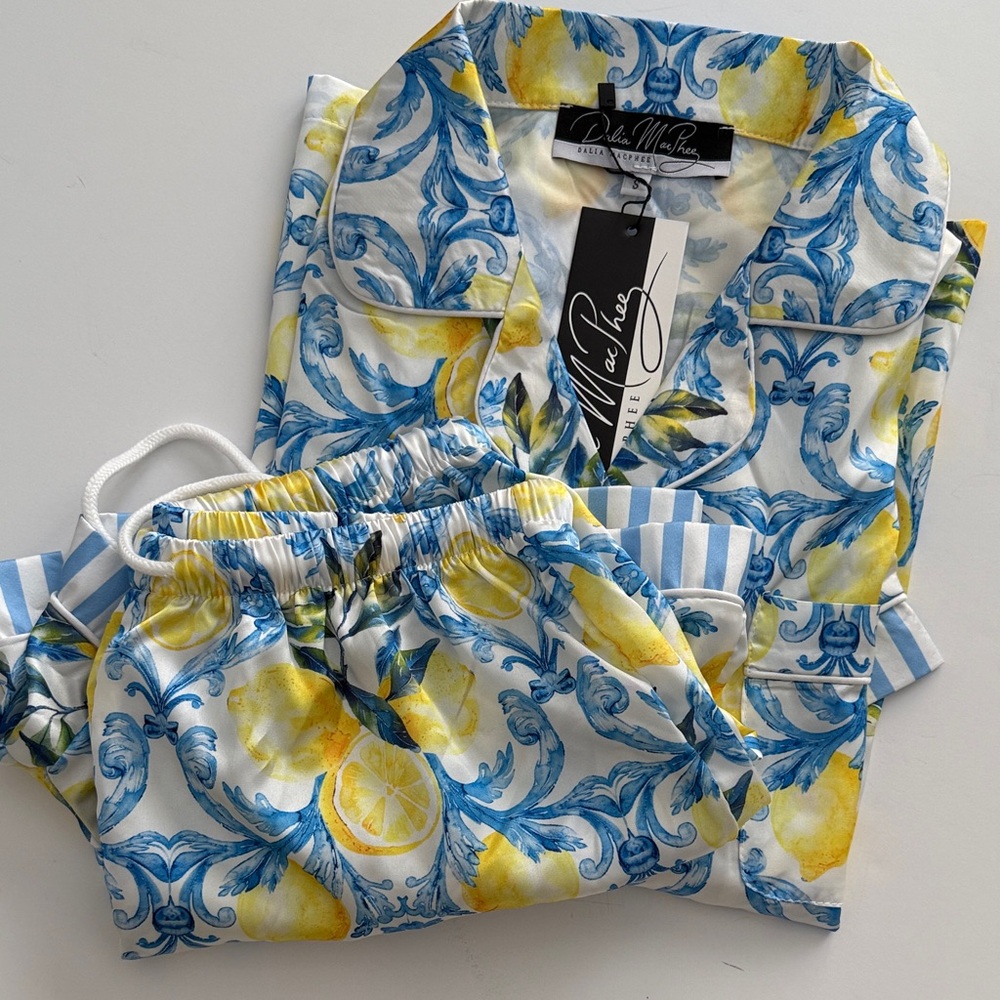 Dalia Macphee Women's Lemon Print Pajama Set